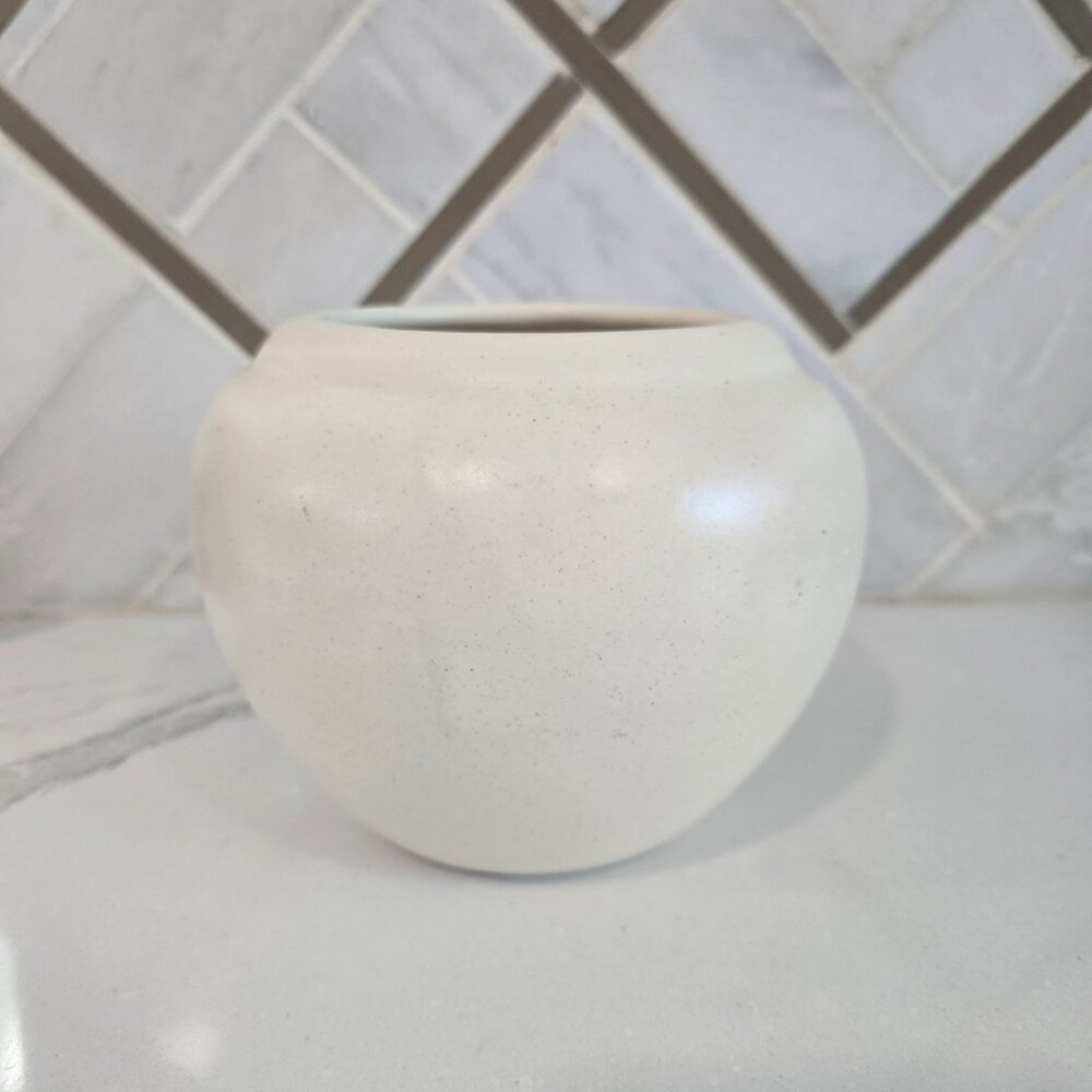Vintage Handcrafted White Ceramic Haegar Vase Round Shape Minimalist Design Déco
